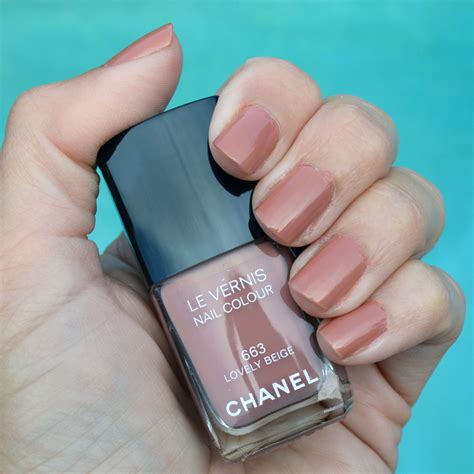 chanel nail polish 2018 summer|Chanel lovely beige nail polish.